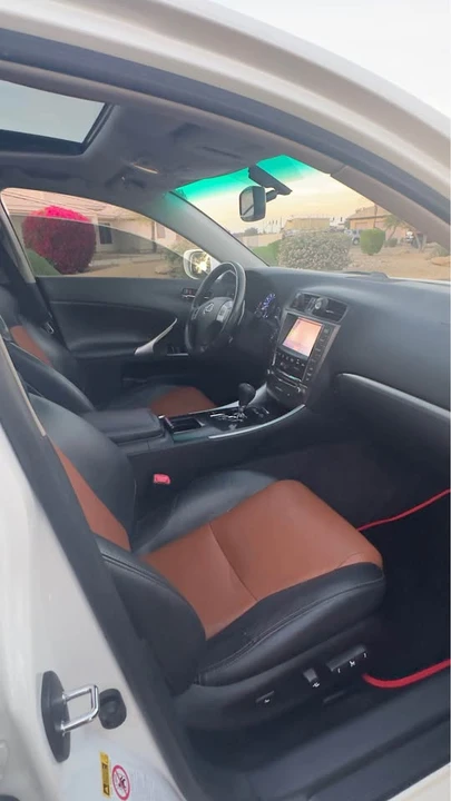 2013 Lexus IS 2nd Gen - Image 18 of 20