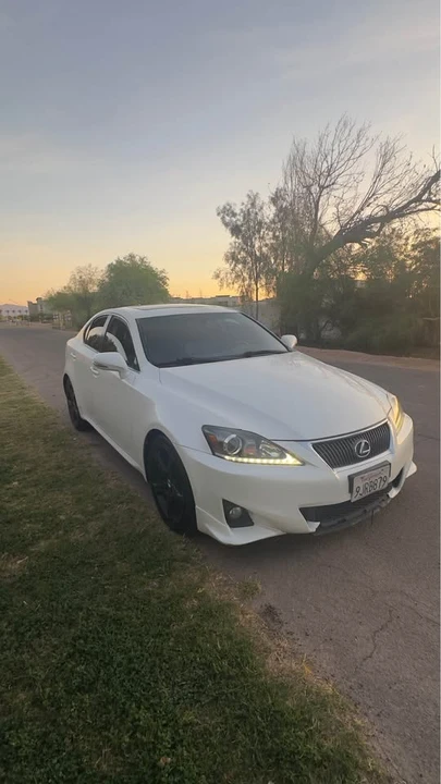 2013 Lexus IS 2nd Gen - Image 10 of 20