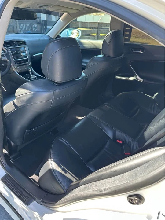 2013 Lexus IS 2nd Gen - Image 8 of 12