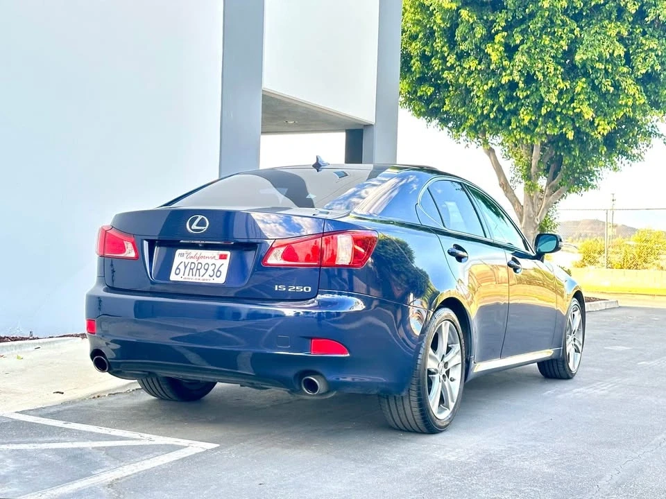 2013 Lexus IS 2nd Gen - Image 2 of 17