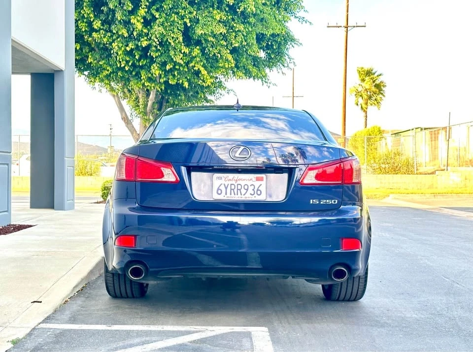 2013 Lexus IS 2nd Gen - Image 3 of 17