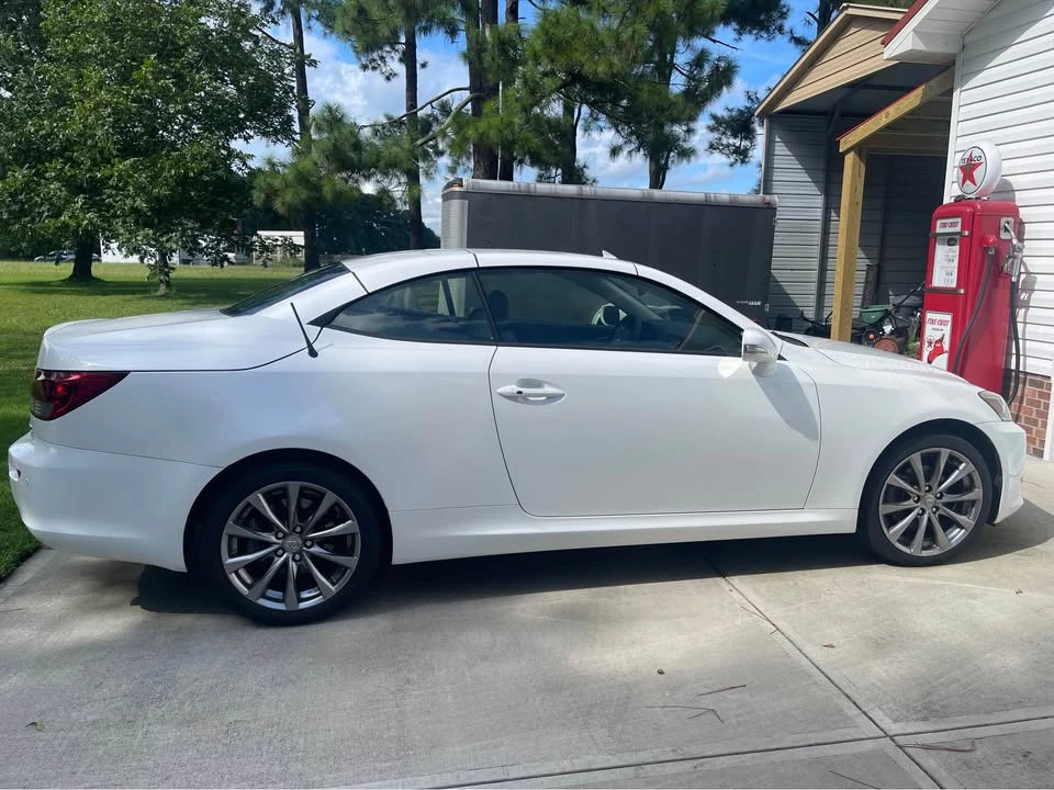 2013 Lexus IS 2nd Gen - Image 15 of 18