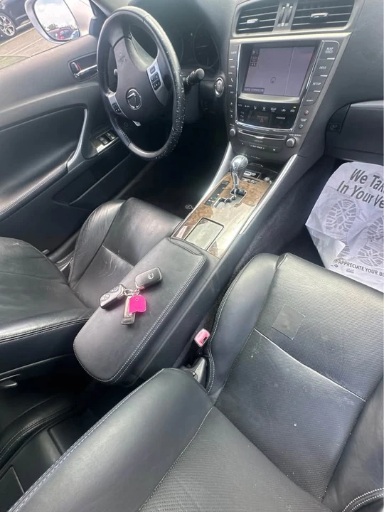 2013 Lexus IS 2nd Gen - Image 19 of 20