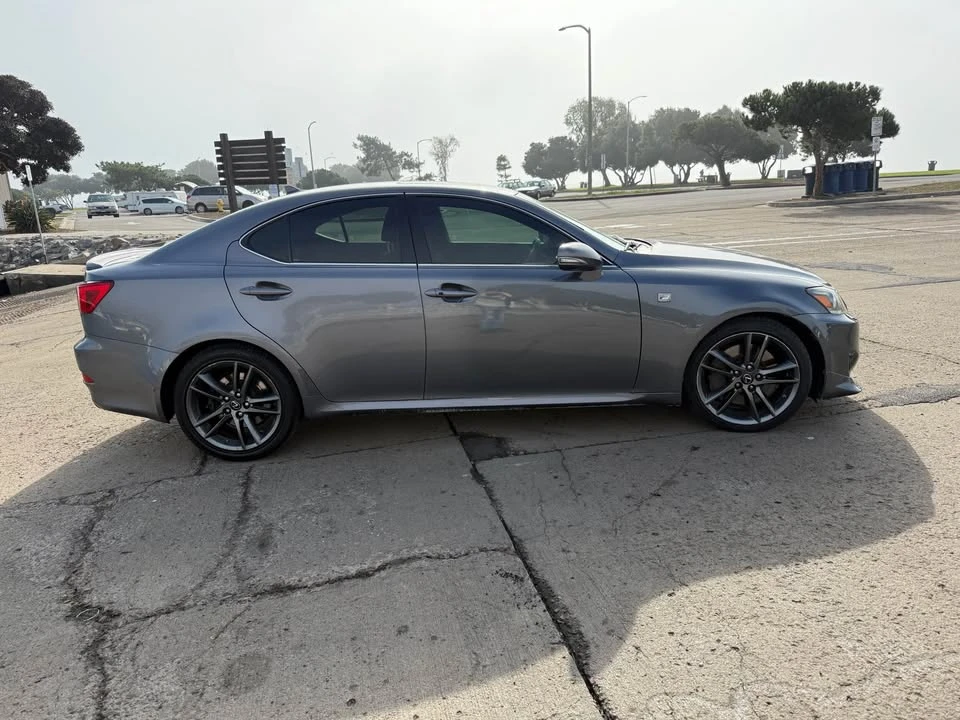 2013 Lexus IS 2nd Gen - Image 6 of 11