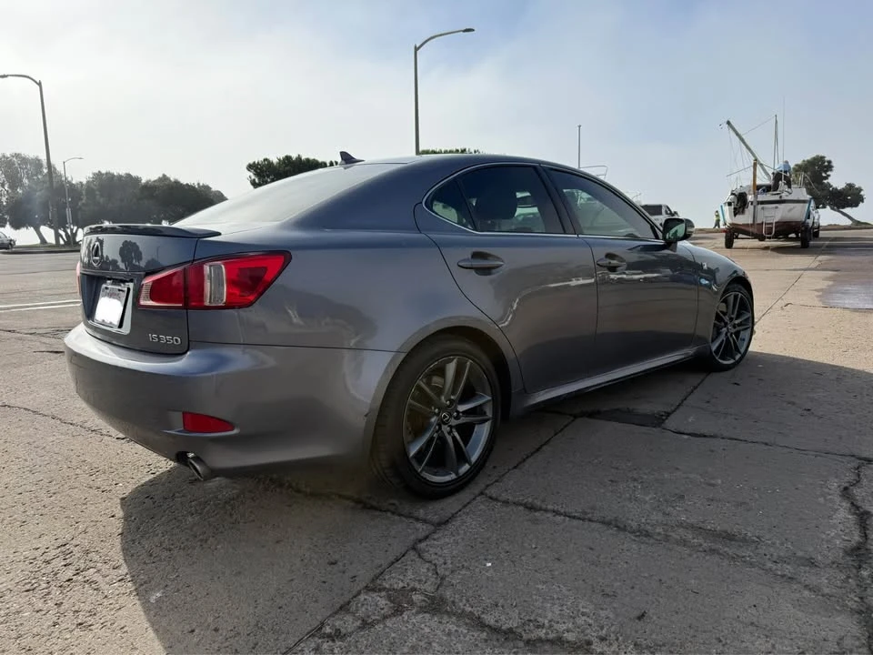2013 Lexus IS 2nd Gen - Image 5 of 11