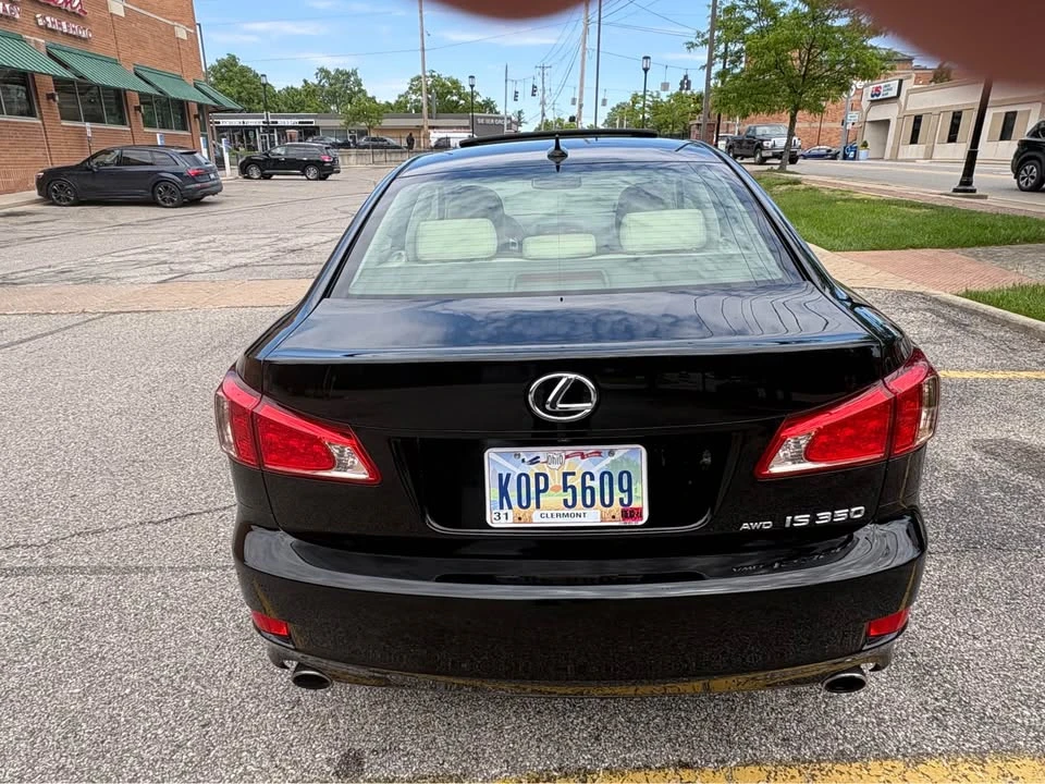 2013 Lexus IS 2nd Gen - Image 4 of 10