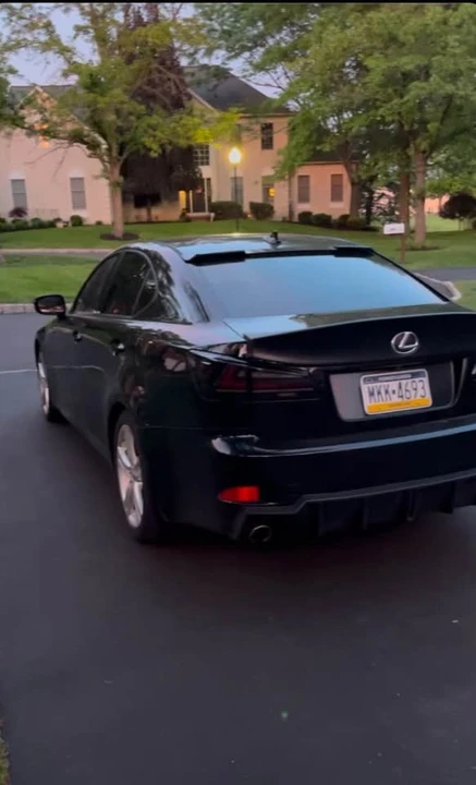 2013 Lexus IS 3rd Gen - Image 5 of 7