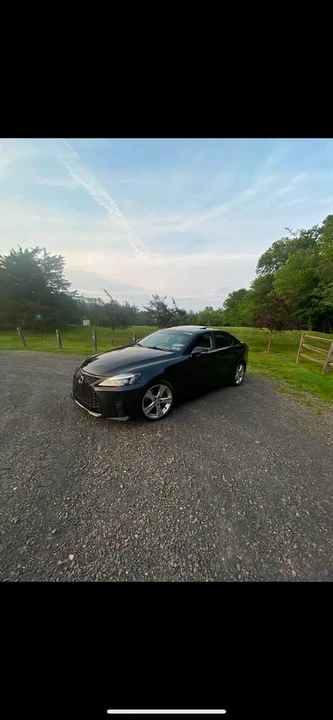 2013 Lexus IS 3rd Gen - Image 2 of 7
