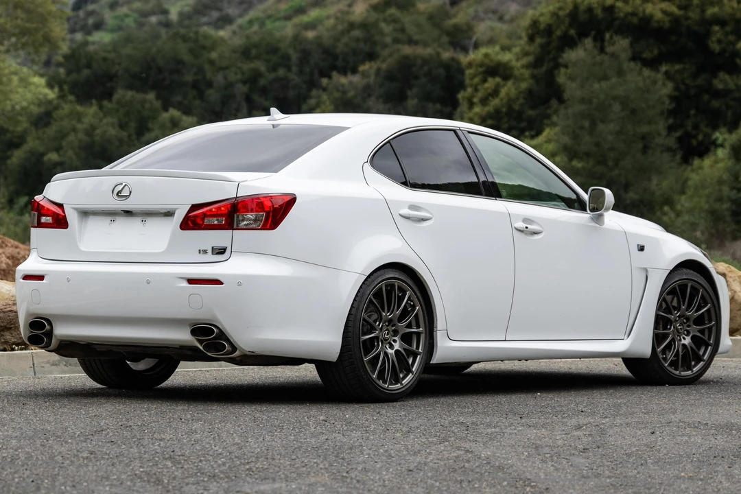 2013 Lexus IS F 2nd Gen - Image 4 of 31