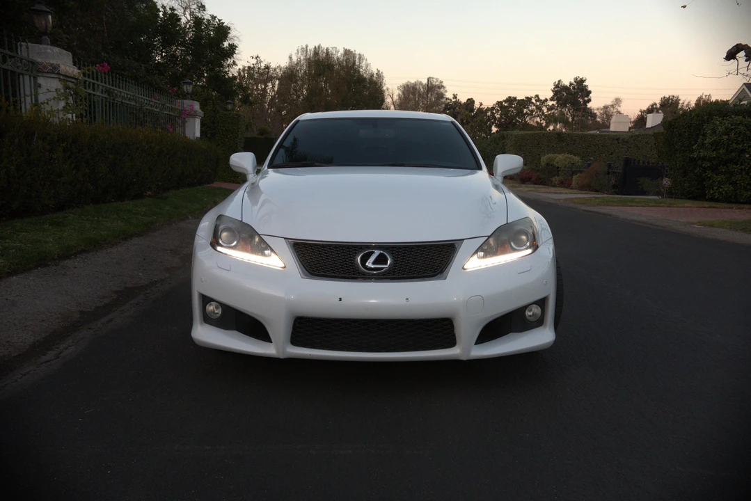 2013 Lexus IS F 2nd Gen - Image 9 of 31