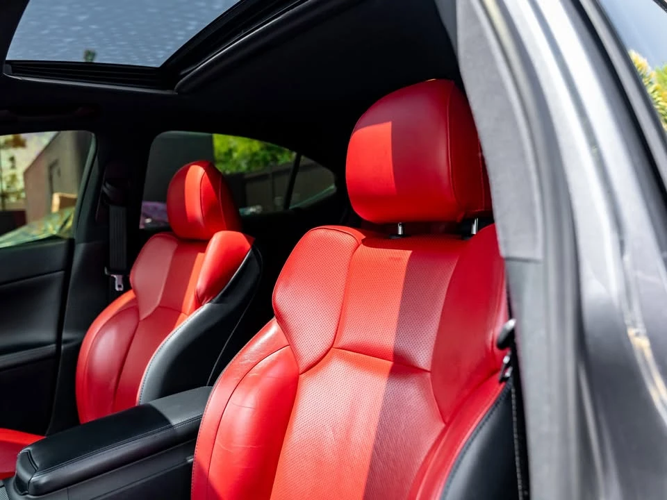 2013 Lexus IS F 2nd Gen - Image 12 of 20