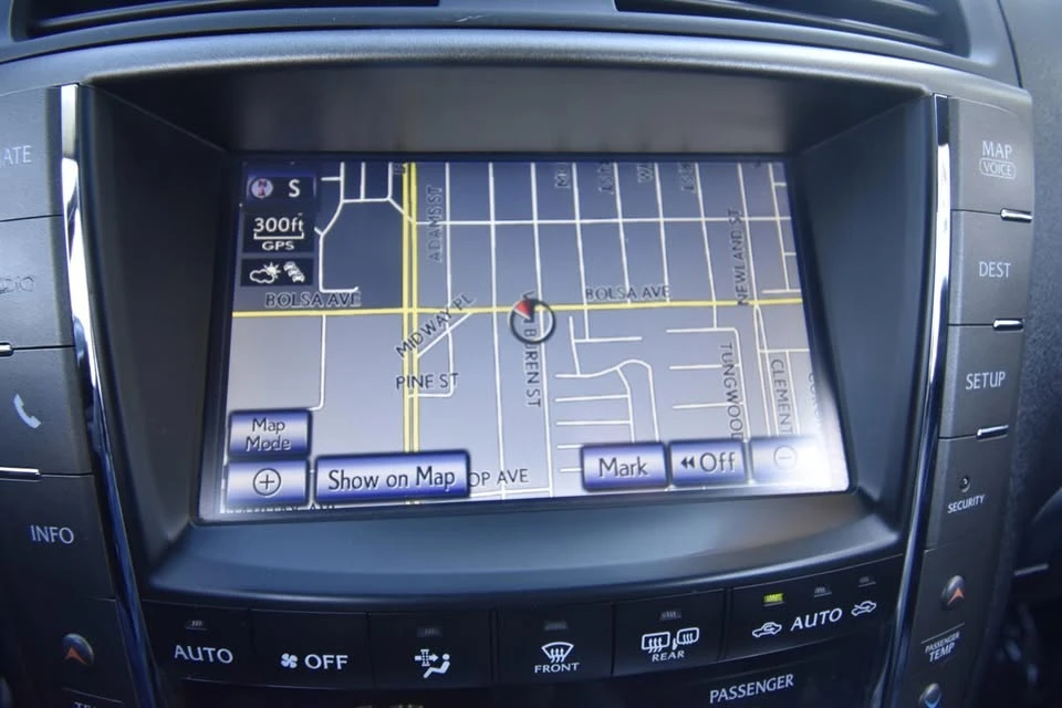 2013 Lexus IS 2nd Gen - Image 2 of 20