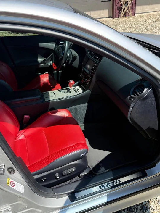 2013 Lexus IS F 2nd Gen - Image 11 of 19