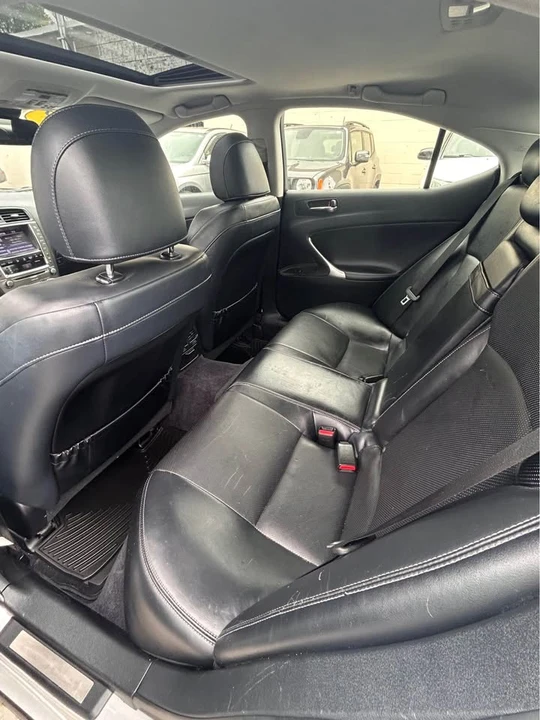 2013 Lexus IS 2nd Gen - Image 5 of 13