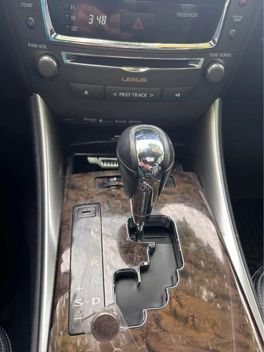 2013 Lexus IS 2nd Gen - Image 10 of 13