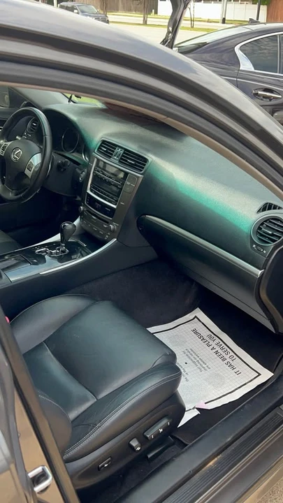 2013 Lexus IS 2nd Gen - Image 5 of 9