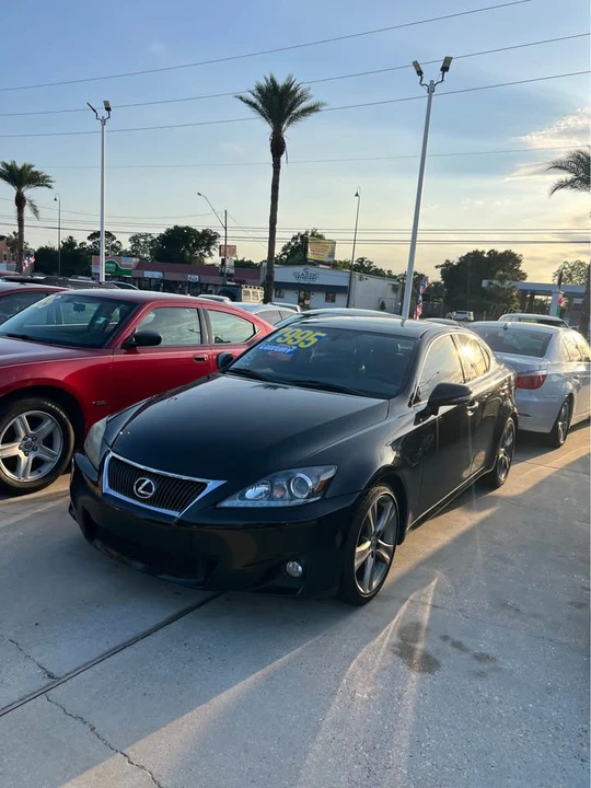 2013 Lexus IS 2nd Gen - Image 2 of 11
