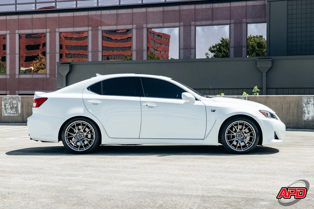 2013 Lexus IS F 2nd Gen - Image 10 of 12