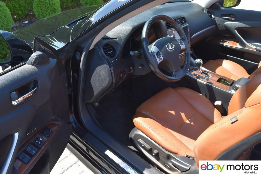 2013 Lexus IS 2nd Gen - Image 11 of 24