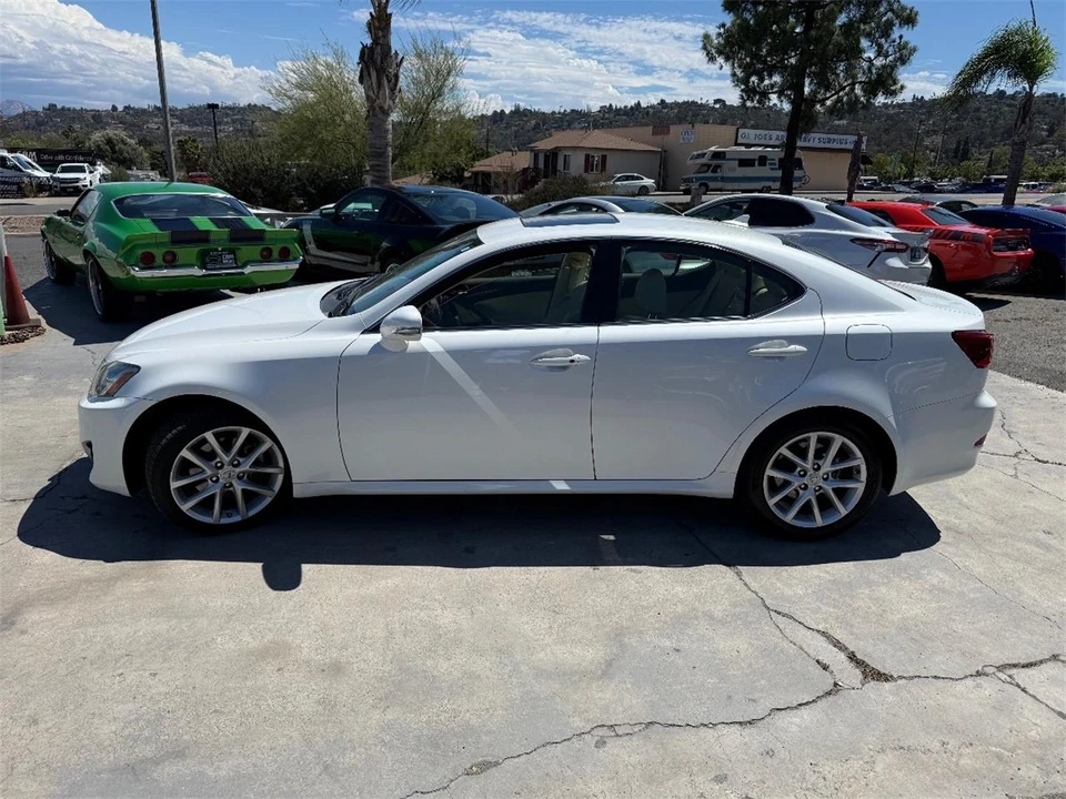 2013 Lexus IS 2nd Gen - Image 6 of 27