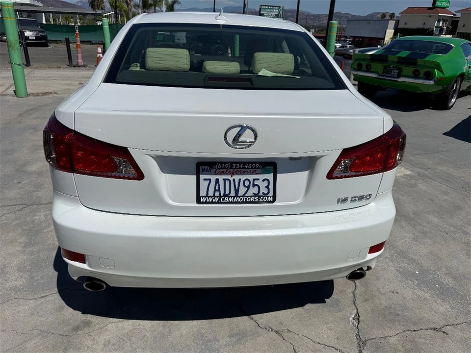 2013 Lexus IS 2nd Gen - Image 8 of 27
