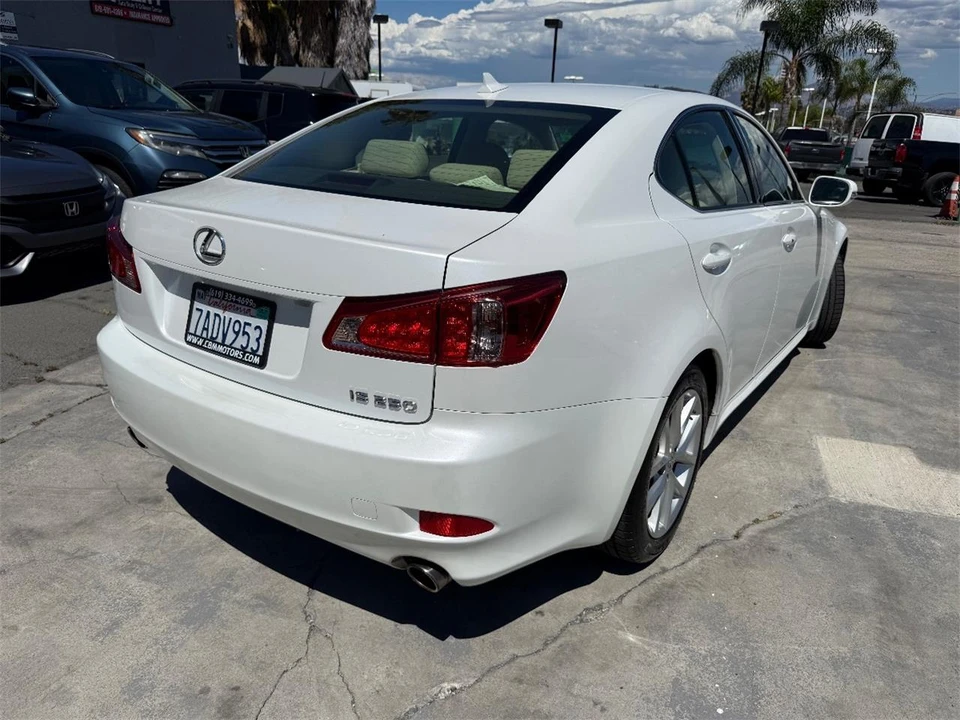 2013 Lexus IS 2nd Gen - Image 7 of 27