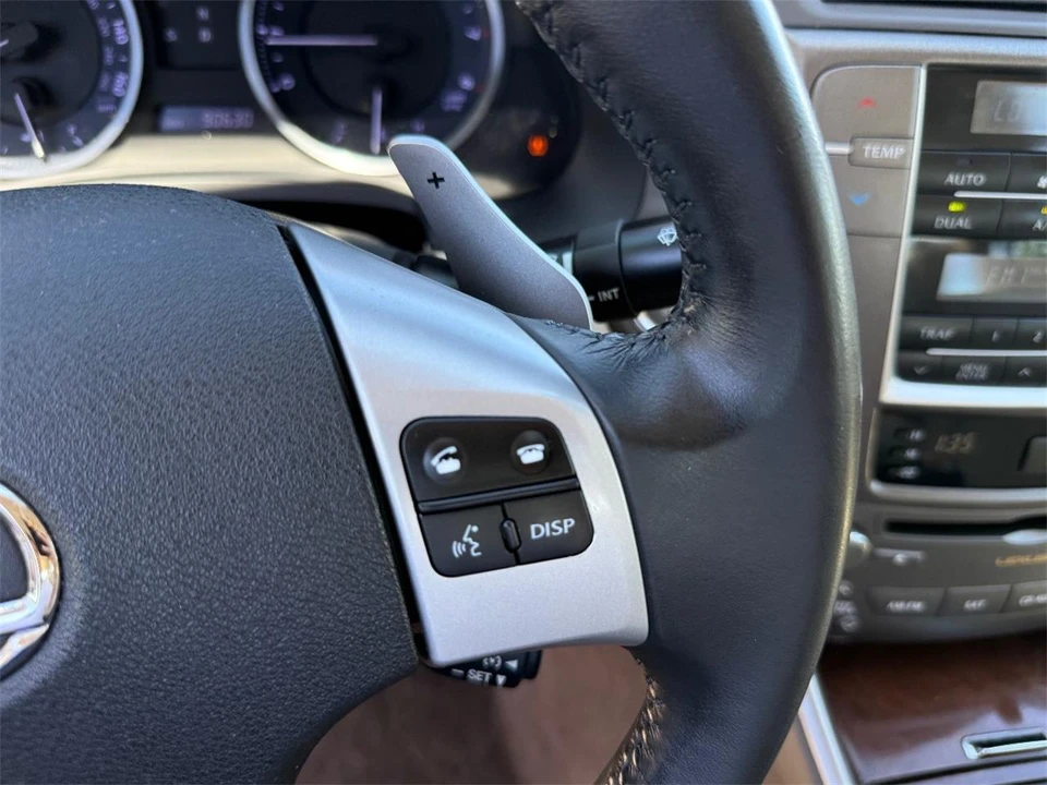 2013 Lexus IS 2nd Gen - Image 22 of 27