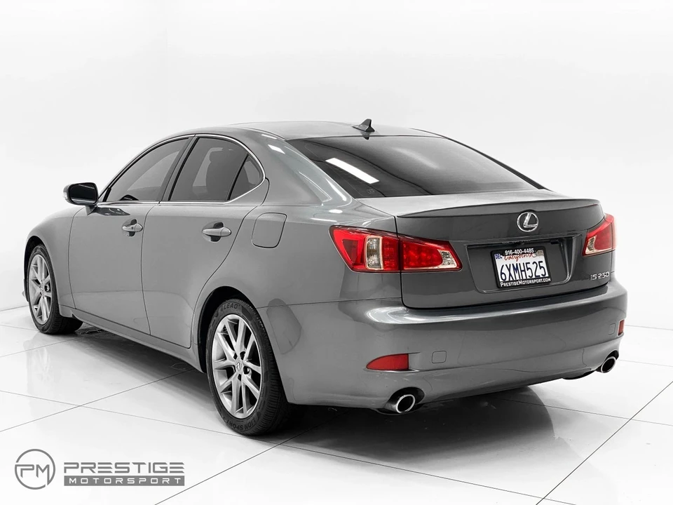 2013 Lexus IS 2nd Gen - Image 8 of 12