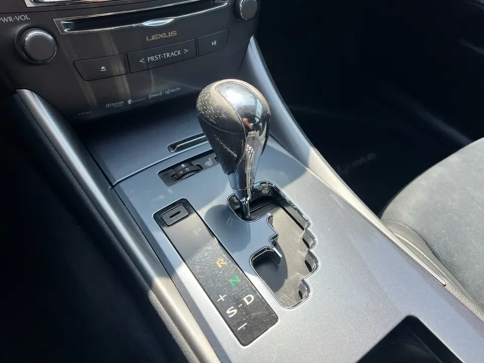 2013 Lexus IS 2nd Gen - Image 2 of 10