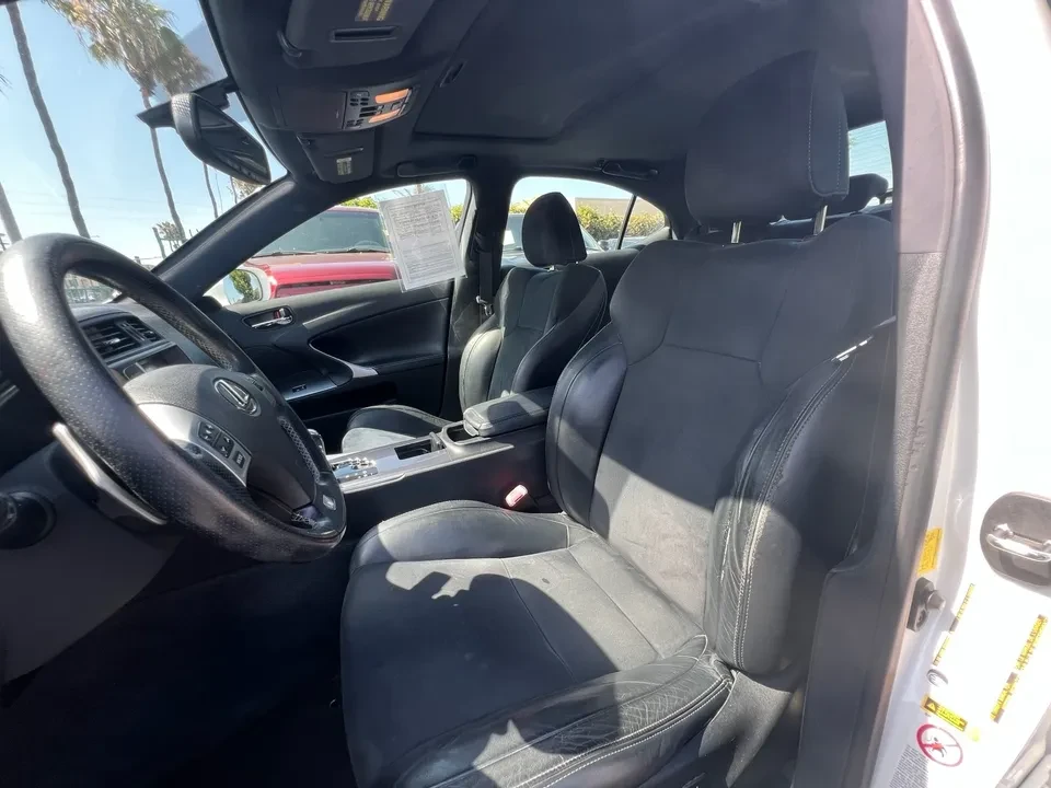 2013 Lexus IS 2nd Gen - Image 4 of 10