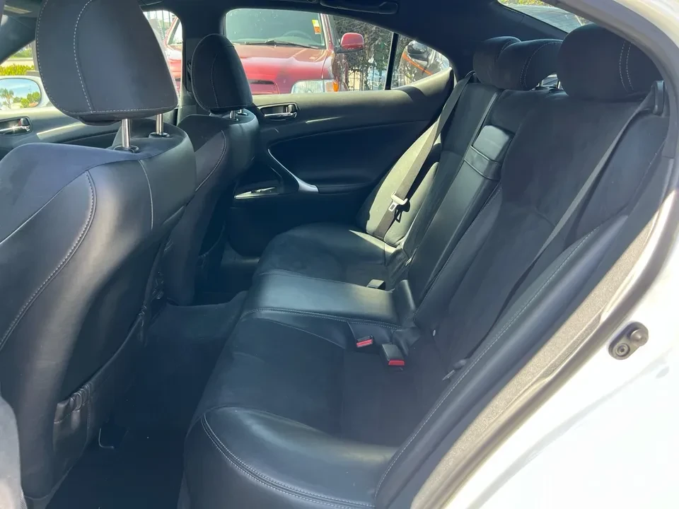 2013 Lexus IS 2nd Gen - Image 5 of 10