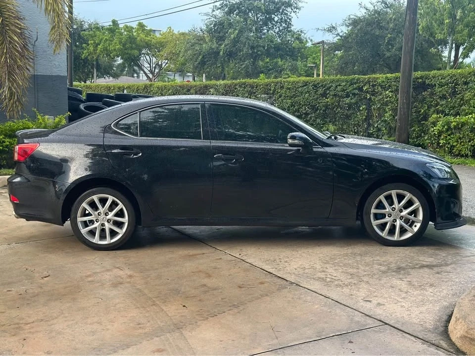 2013 Lexus IS 2nd Gen - Image 4 of 10