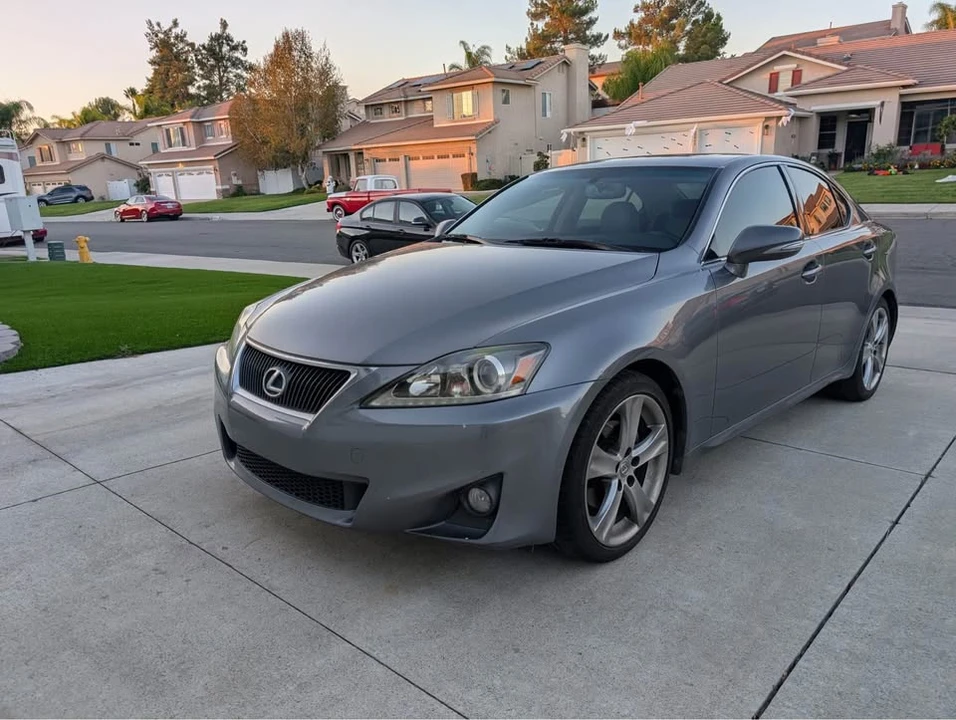 2013 Lexus IS 3rd Gen - Image 2 of 10