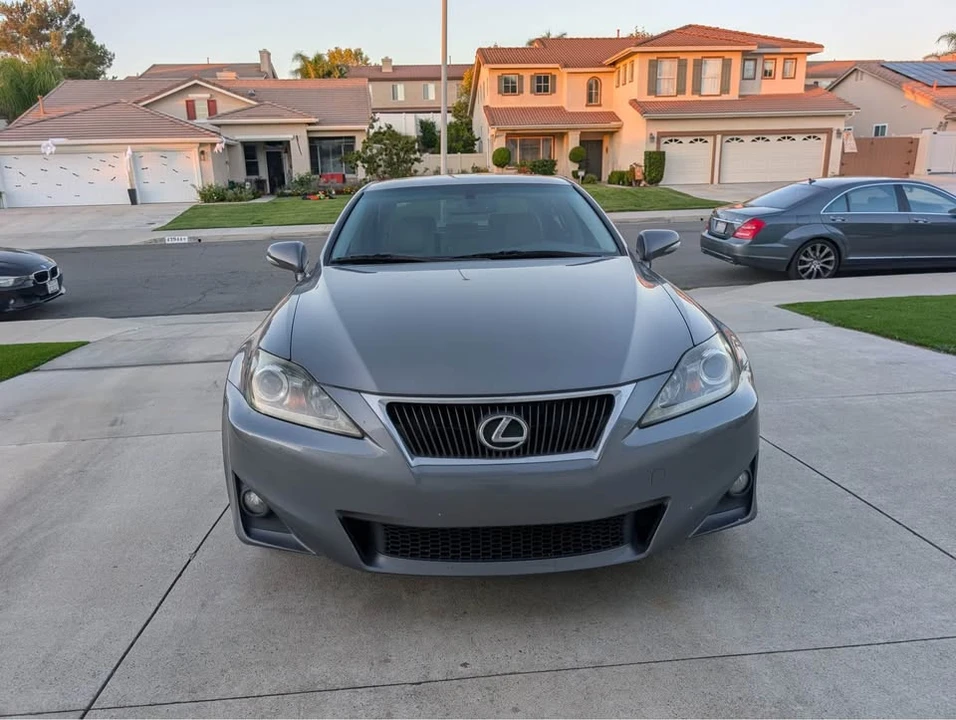 2013 Lexus IS 2nd Gen - Image 8 of 10
