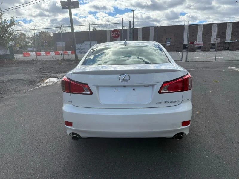 2013 Lexus IS 2nd Gen - Image 4 of 12