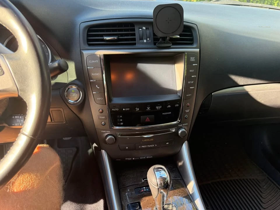 2013 Lexus IS 2nd Gen - Image 6 of 10