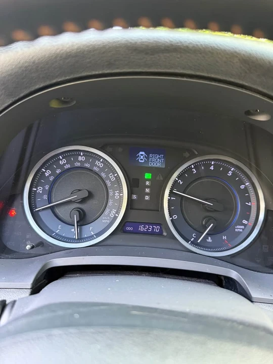 2013 Lexus IS 2nd Gen - Image 5 of 10