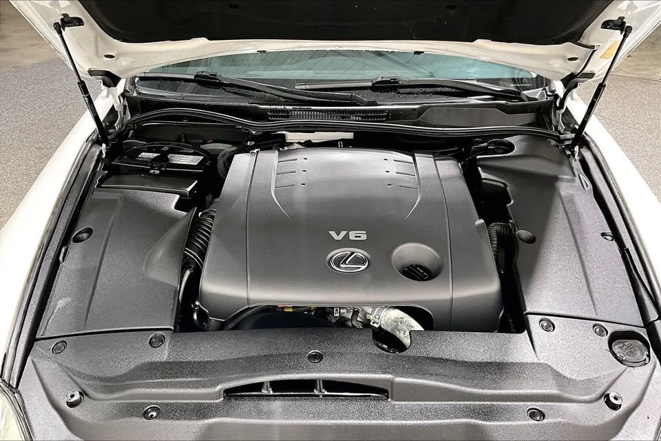 2013 Lexus IS 2nd Gen - Image 10 of 10