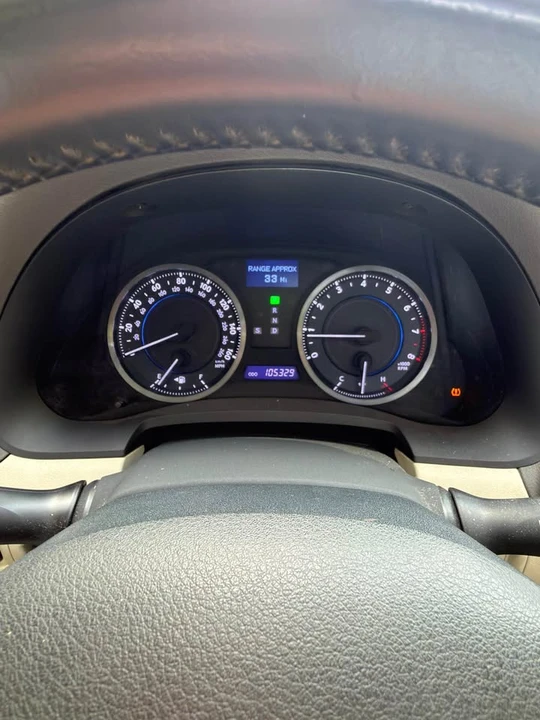 2013 Lexus IS 2nd Gen - Image 2 of 9