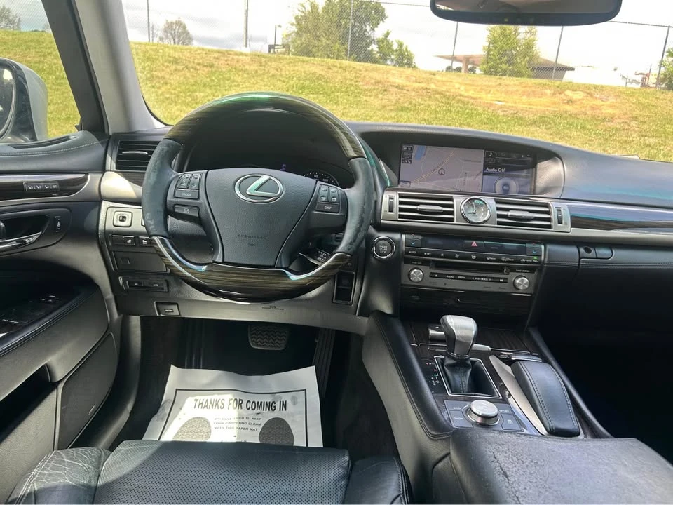 2013 Lexus LS 4th Gen - Image 11 of 11