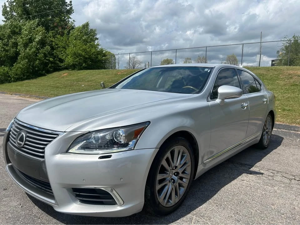2013 Lexus LS 4th Gen - Image 2 of 11