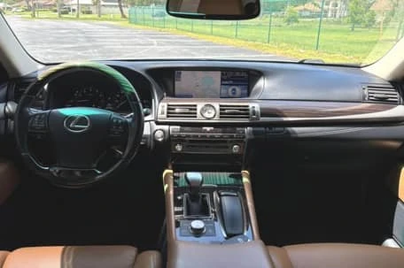 2013 Lexus LS 4th Gen - Image 2 of 6