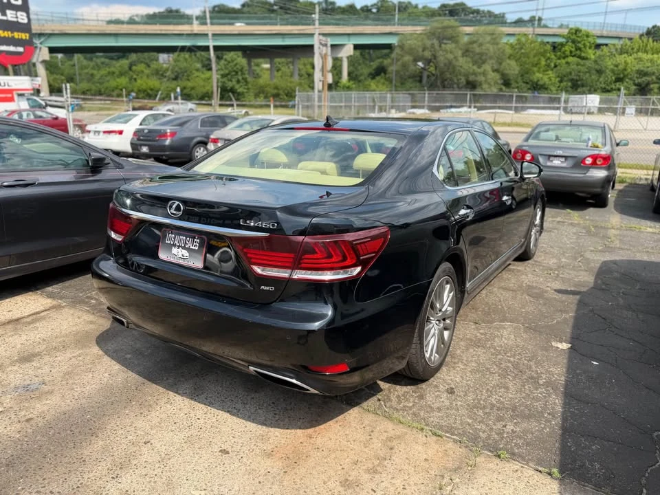 2013 Lexus LS 4th Gen - Image 4 of 15