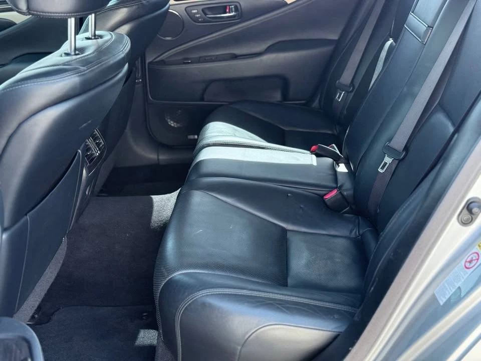 2013 Lexus LS 4th Gen - Image 12 of 20