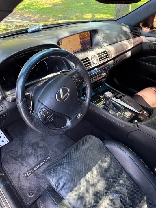 2013 Lexus LS 4th Gen - Image 9 of 13