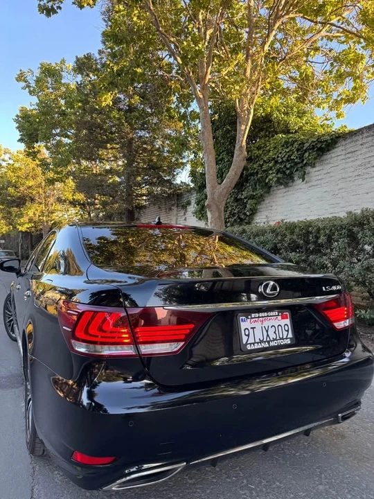 2013 Lexus LS 4th Gen - Image 2 of 13