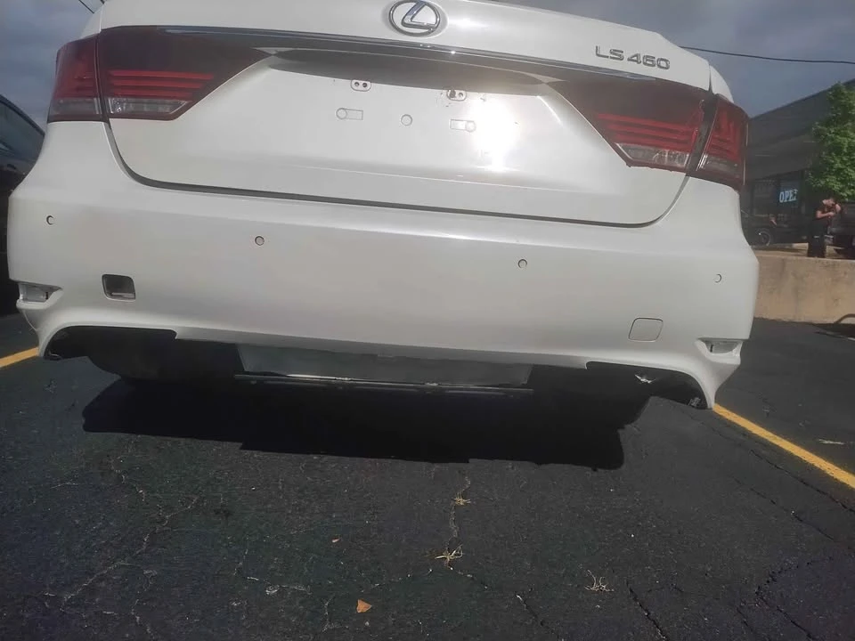 2013 Lexus LS 4th Gen - Image 6 of 17