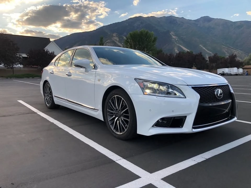 2013 Lexus LS 4th Gen - Image 2 of 13