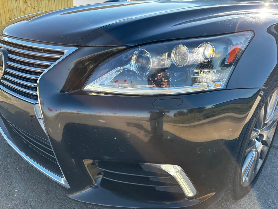 2013 Lexus LS 4th Gen - Image 14 of 31