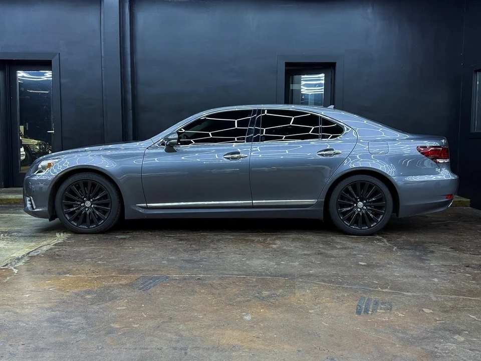 2013 Lexus LS 4th Gen - Image 5 of 21